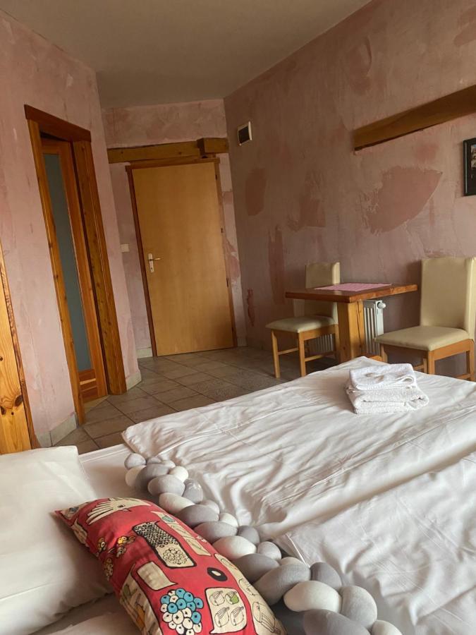 Hostel Caferazy Попрад Экстерьер фото